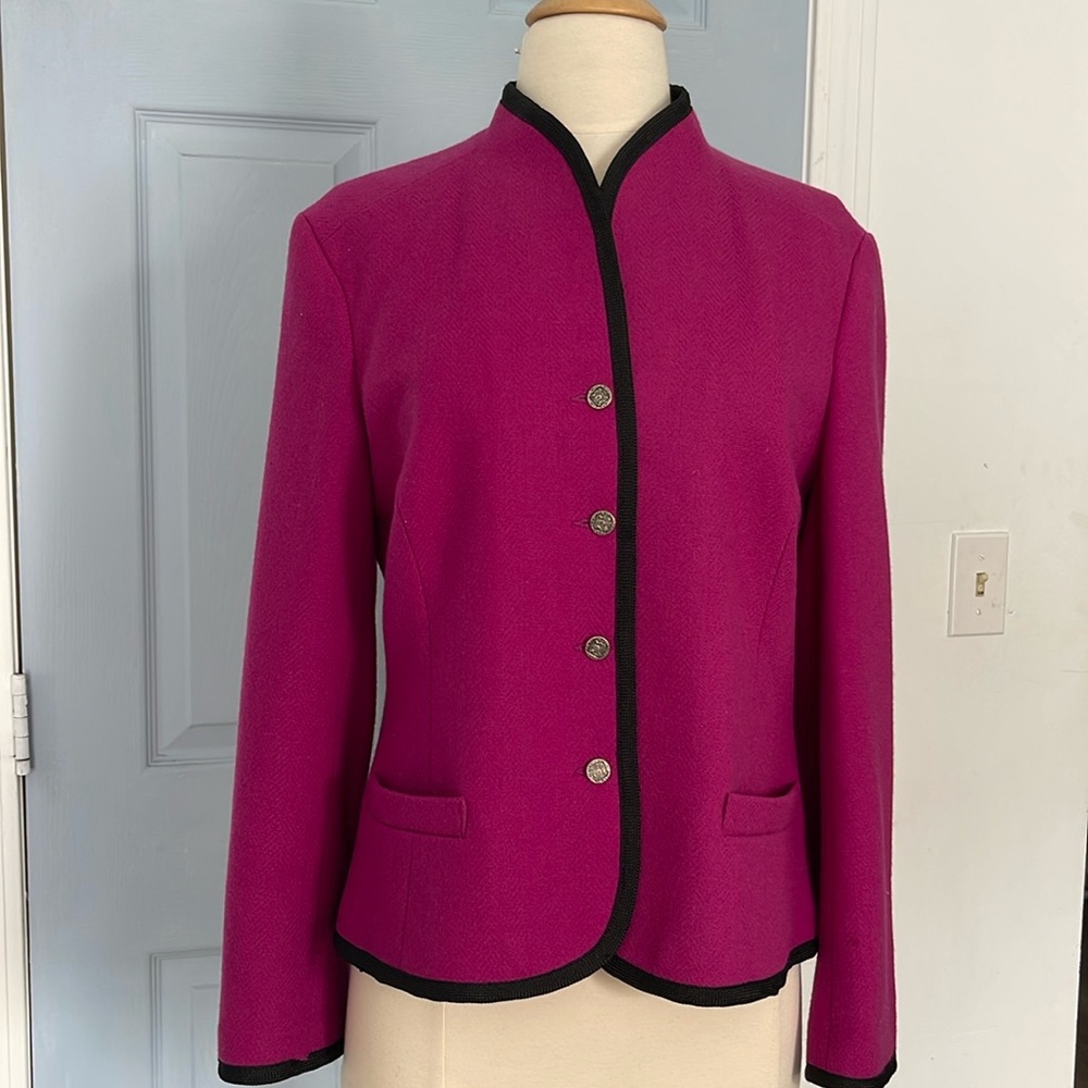 Vintage Fuchsia Blazer EUC Size Medium